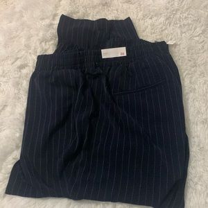 Ladies Lane Bryant Ankle Mid Rise Dress Pants NWT Sz 26 Navy w/Pin Stripes